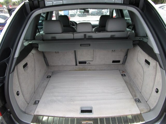 2004 Porsche Cayenne in Tampa, FL 33604-6914 - 2194480 23