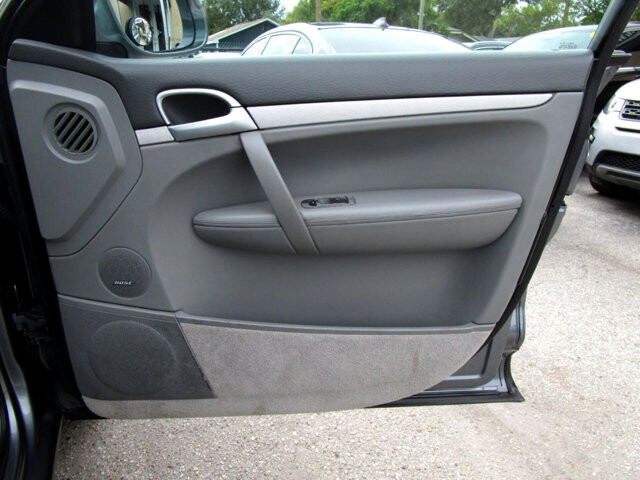 2004 Porsche Cayenne in Tampa, FL 33604-6914 - 2194480 15