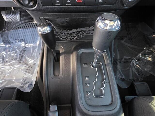 2012 Jeep Wrangler in Mesa, AZ 85212 - 2194922 23