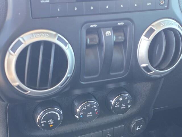 2012 Jeep Wrangler in Mesa, AZ 85212 - 2194922 57