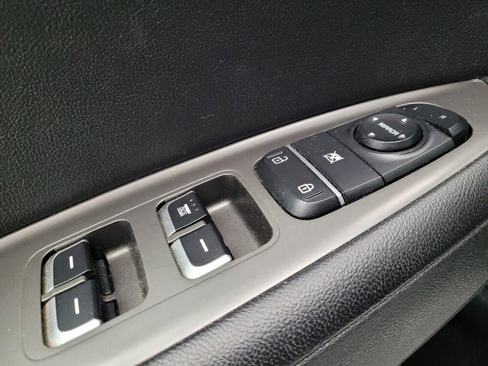 2020 Kia Optima in Madison, TN 37115 - 2195053 60