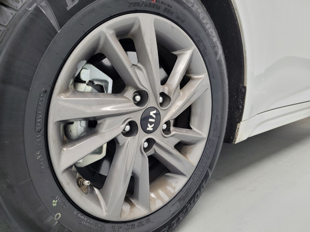 2020 Kia Optima in Madison, TN 37115 - 2195053 64