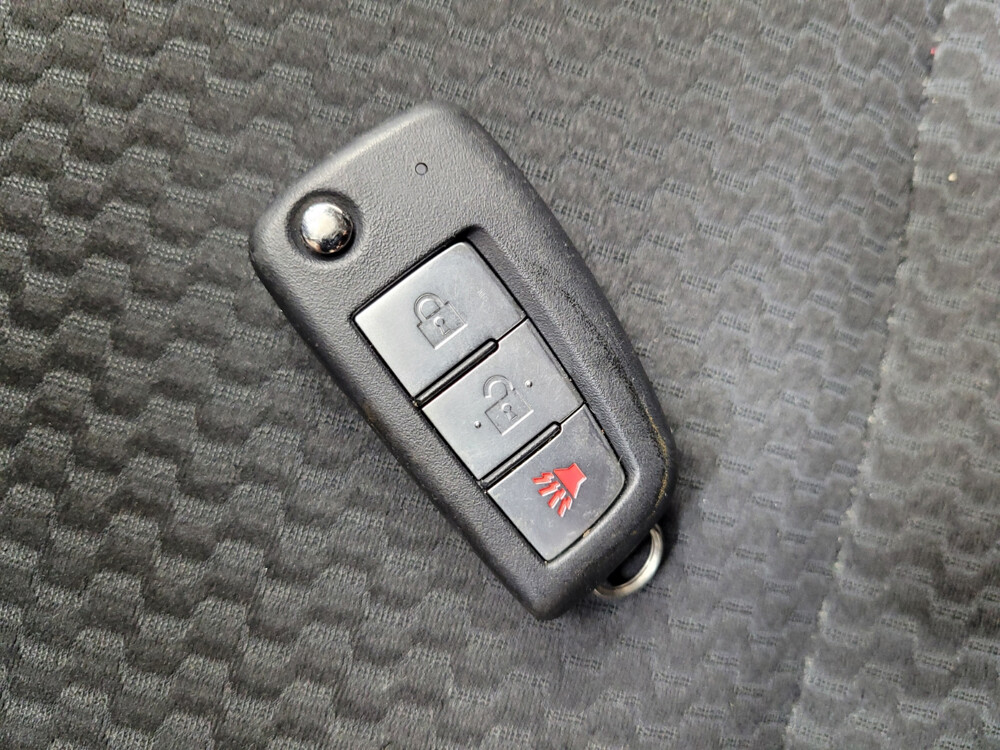 2018 Nissan Rogue Sport in Columbia, SC 29210 - 2195537 65