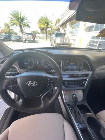 2015 Hyundai Sonata in Longwood, FL 32750 - 2196882 7