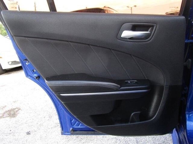 2018 Dodge Charger in Tampa, FL 33604-6914 - 2197175 19