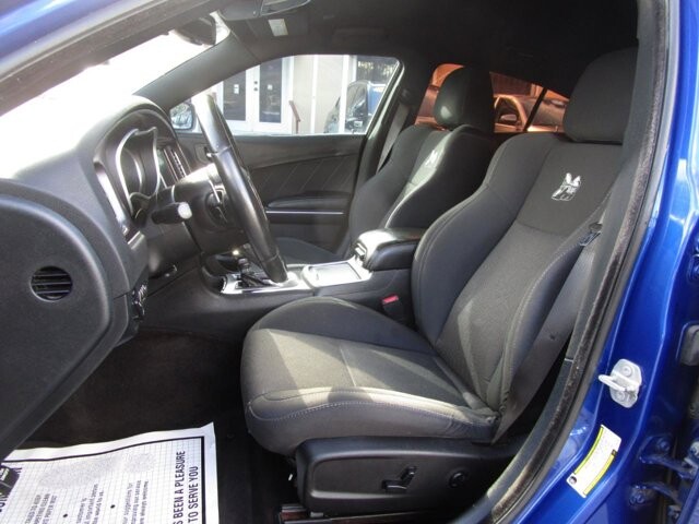2018 Dodge Charger in Tampa, FL 33604-6914 - 2197175 11