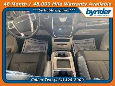 2013 Chrysler Town & Country in Milwaukee, WI 53221