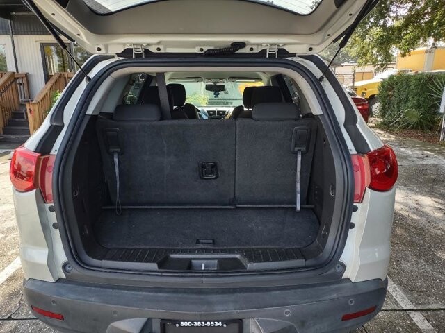 2011 Chevrolet Traverse in Longwood, FL 32750 - 2200011 8