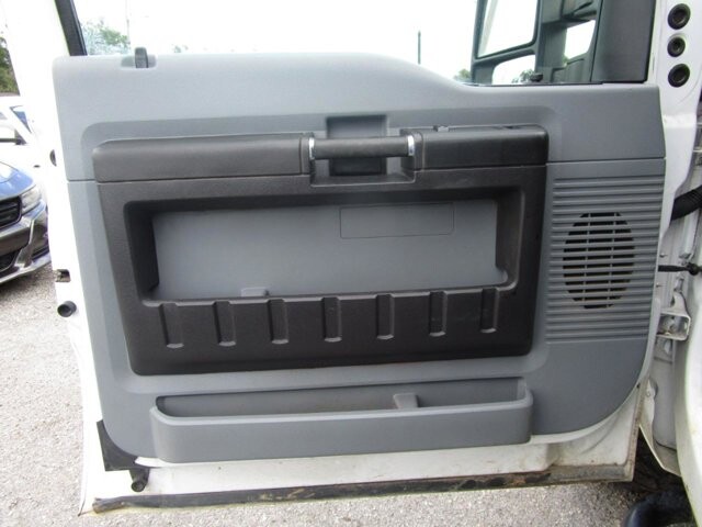 2016 Ford F250 in Tampa, FL 33604-6914 - 2202957 16