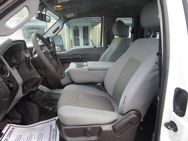 2016 Ford F250 in Tampa, FL 33604-6914 - 2202957 8