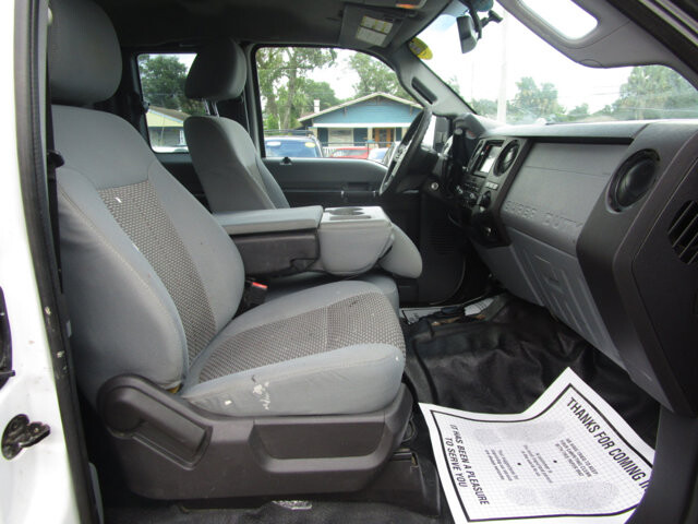 2016 Ford F250 in Tampa, FL 33604-6914 - 2202957 7