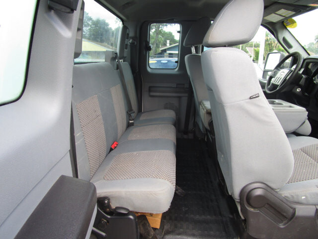 2016 Ford F250 in Tampa, FL 33604-6914 - 2202957 9