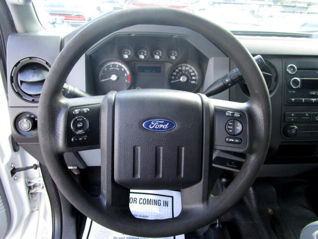 2016 Ford F250 in Tampa, FL 33604-6914 - 2202957 32