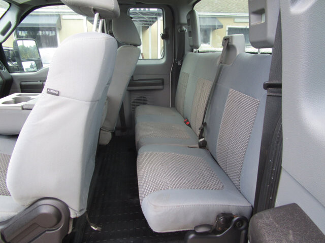 2016 Ford F250 in Tampa, FL 33604-6914 - 2202957 10