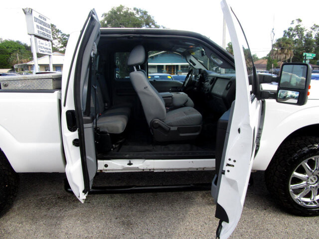 2016 Ford F250 in Tampa, FL 33604-6914 - 2202957 52