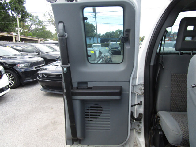 2016 Ford F250 in Tampa, FL 33604-6914 - 2202957 14