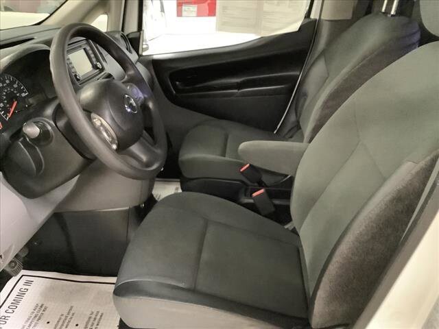 2017 Nissan NV200 in Chicago, IL 60659 - 2202989 10