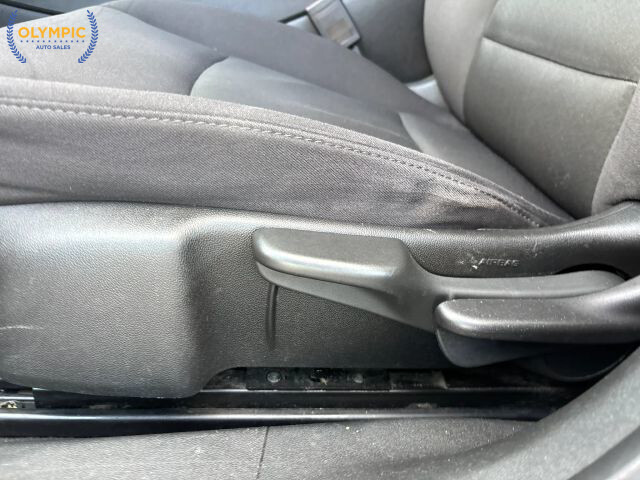 2014 Chevrolet Impala in Decatur, GA 30032 - 2204542 32