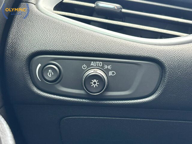 2014 Chevrolet Impala in Decatur, GA 30032 - 2204542 28