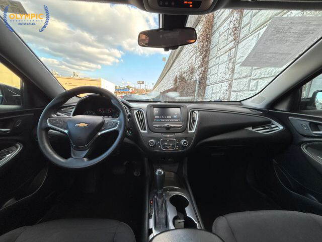 2014 Chevrolet Impala in Decatur, GA 30032 - 2204542 17