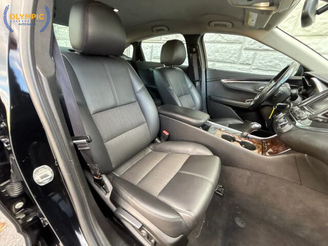 2014 Chevrolet Impala in Decatur, GA 30032 - 2204542 32