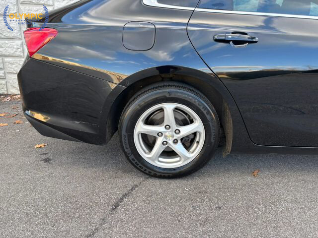 2014 Chevrolet Impala in Decatur, GA 30032 - 2204542 12