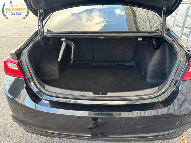 2014 Chevrolet Impala in Decatur, GA 30032 - 2204542 43