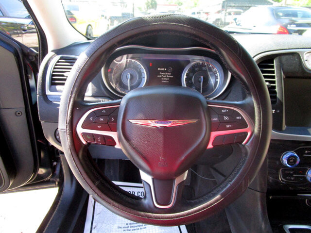 2016 Chrysler 300 in Tampa, FL 33604-6914 - 2205320 4