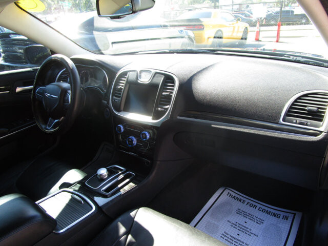 2016 Chrysler 300 in Tampa, FL 33604-6914 - 2205320 41