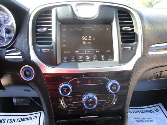 2016 Chrysler 300 in Tampa, FL 33604-6914 - 2205320 5