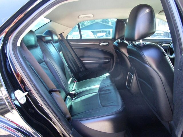 2016 Chrysler 300 in Tampa, FL 33604-6914 - 2205320 9