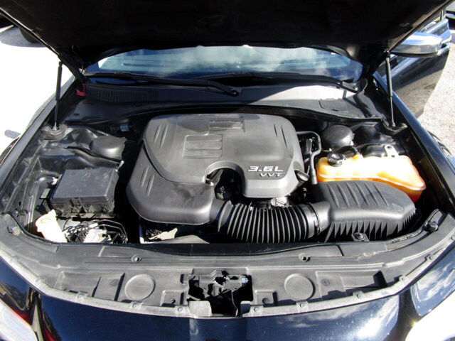 2016 Chrysler 300 in Tampa, FL 33604-6914 - 2205320 79