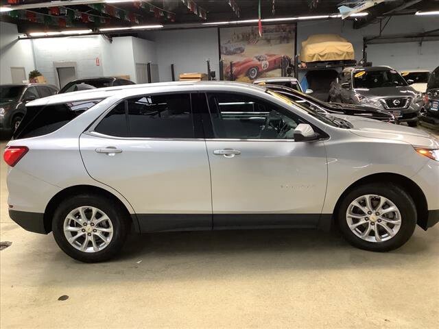 2019 Chevrolet Equinox in Chicago, IL 60659 - 2205323 7