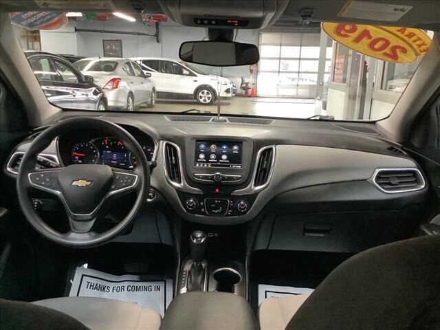 2019 Chevrolet Equinox in Chicago, IL 60659 - 2205323 20
