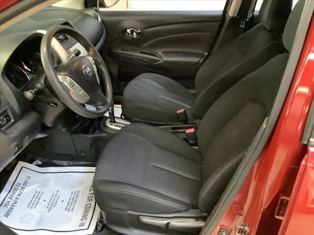 2018 Nissan Versa in Chicago, IL 60659 - 2205962 10