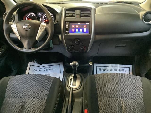 2018 Nissan Versa in Chicago, IL 60659 - 2205962 19