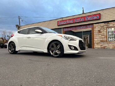 2015 Hyundai Veloster in Roanoke, VA 24012