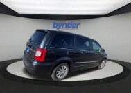 2013 Chrysler Town & Country in Milwaukee, WI 53221 - 2206570 10