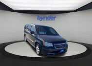 2013 Chrysler Town & Country in Milwaukee, WI 53221 - 2206570 6