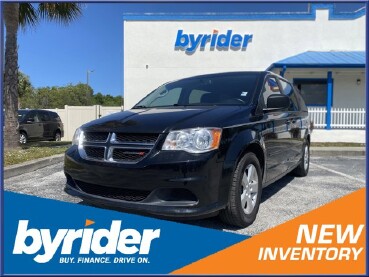 2017 Dodge Grand Caravan in Jacksonville, FL 32205