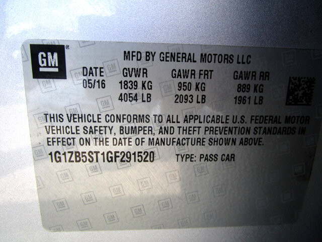 2016 Chevrolet Malibu in Tampa, FL 33604-6914 - 2210623 29