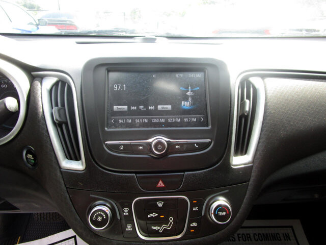 2016 Chevrolet Malibu in Tampa, FL 33604-6914 - 2210623 34