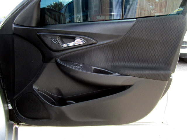 2016 Chevrolet Malibu in Tampa, FL 33604-6914 - 2210623 17