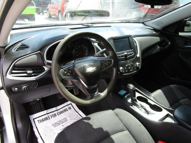2016 Chevrolet Malibu in Tampa, FL 33604-6914 - 2210623 12