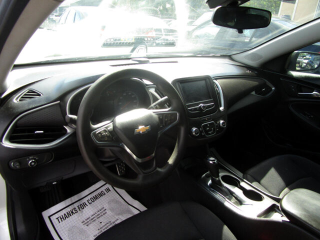 2016 Chevrolet Malibu in Tampa, FL 33604-6914 - 2210623 41