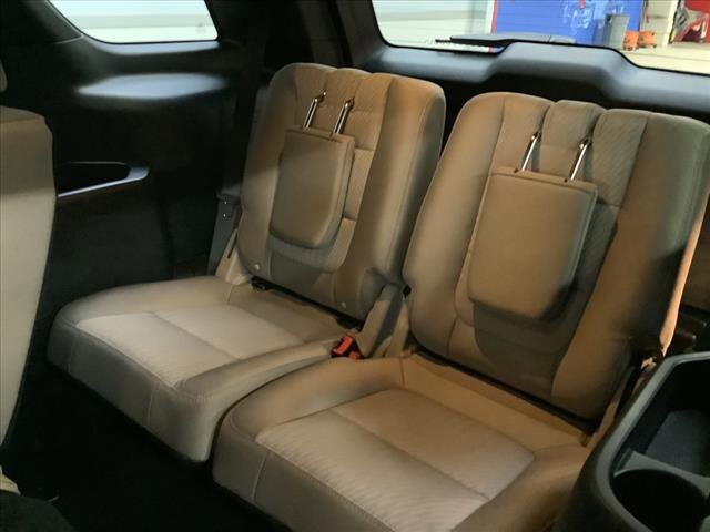 2019 Ford Explorer in Chicago, IL 60659 - 2210954 20