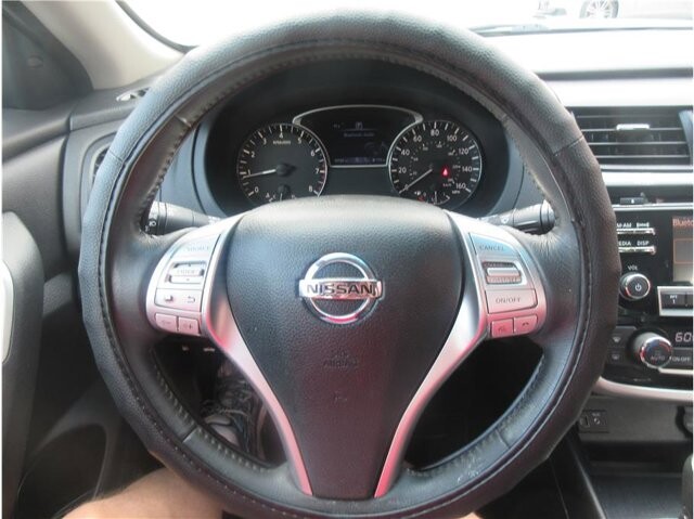 2018 Nissan Altima in Charlotte, NC 28212 - 2212186 9