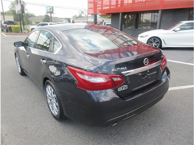 2018 Nissan Altima in Charlotte, NC 28212 - 2212186 3