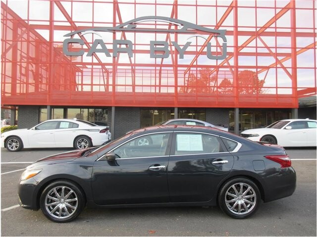 2018 Nissan Altima in Charlotte, NC 28212 - 2212186 29