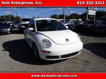 2010 Volkswagen Beetle in Tampa, FL 33604-6914